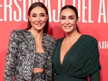 Vicky y Rocío Martín Berrocal en unos premios Vicky y Rocío Martín Berrocal en unos premios