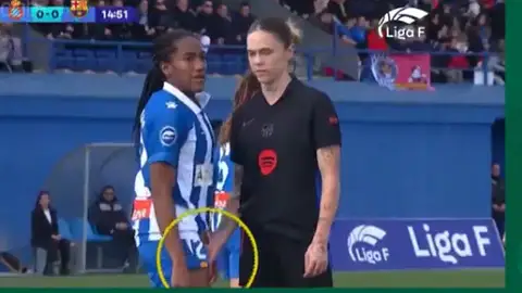 Imagen del Tocamiento de Mapi León A Daniela Caracas Imagen del Tocamiento de Mapi León A Daniela Caracas