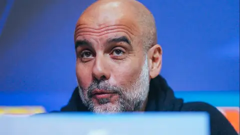 Guardiola durante la rueda de prensa previa al Manchester-Real Madrid Guardiola durante la rueda de prensa previa al Manchester-Real Madrid