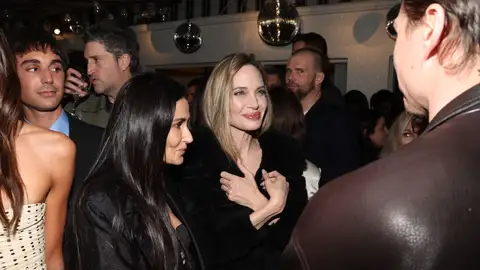 Demi Moore y Angelina Jolie Demi Moore y Angelina Jolie