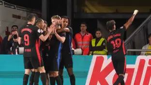 Dani Olmo celebra su gol ante Las Palmas junto a sus compañeros (0-2) Dani Olmo celebra su gol ante Las Palmas junto a sus compañeros (0-2)