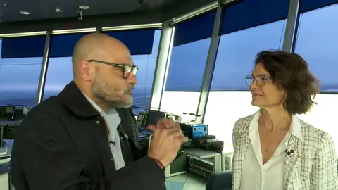 Controladora aérea. Controladora aérea.