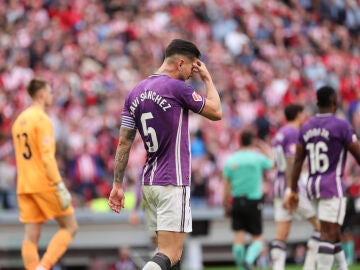 Javi Sánchez lamenta el cuarto tanto del Athletic Club