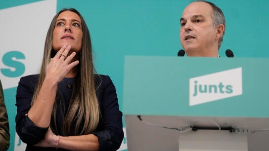El secretario general de Junts, Jordi Turull, y la vicepresidenta, Mirian Nogueras