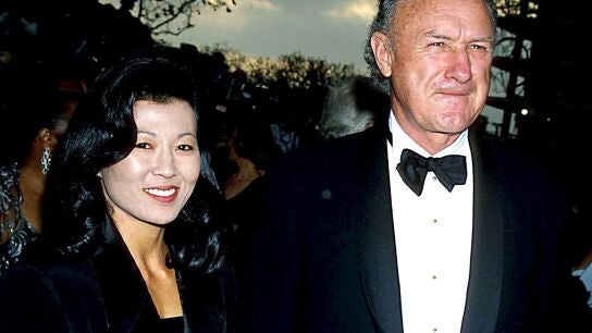 Gene Hackman y su esposa habr&iacute;an sido "asesinados" seg&uacute;n una estrella de Hollywood
