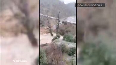 Imágenes del colapso del puente en Villares de Jadraque tras fuertes lluvias en Guadalajara