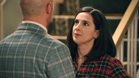 Luz le planta cara a Jesús dejándole bien claro que no le dan miedo sus amenazas: “Eres un miserable” Luz le planta cara a Jesús dejándole bien claro que no le dan miedo sus amenazas: “Eres un miserable”