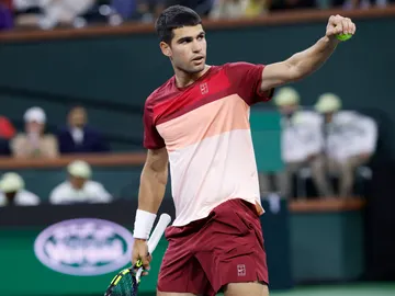 Carlos Alcaraz celebra su victoria ante Grigor Dimitrov en Indian Wells Carlos Alcaraz celebra su victoria ante Grigor Dimitrov en Indian Wells