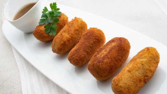 Croquetas de rabo de ternera, de Karlos Argui&ntilde;ano: "Animaros a hacer esta receta porque os va a entusiasmar"