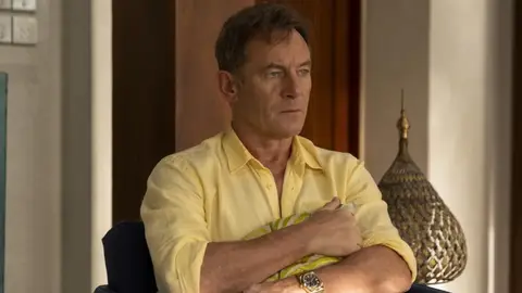 Jason Isaacs en The White Lotus Jason Isaacs en The White Lotus