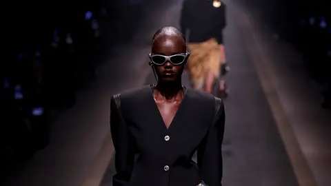 Desfile de Versace en la Fashion Week de París 2025 Desfile de Versace en la Fashion Week de París 2025