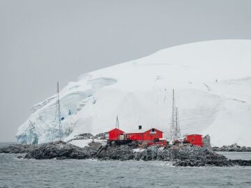 Estación Científica Argentina de Investigación Científica Antártica Isla Rey Jorge