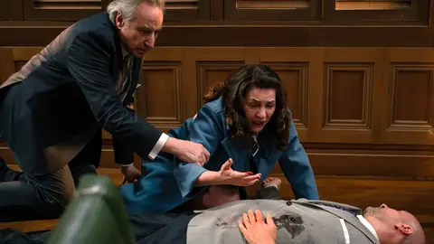 Capítulo de hoy de Sueños de libertad; 19 de marzo: Don Pedro consuela a Digna, mientras el cadáver de Jesús yace a su lado