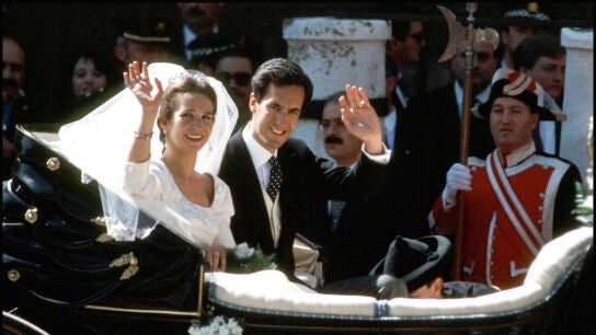 La infanta Elena y Jaime de Marichalar el d&iacute;a de su boda