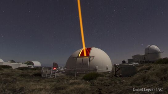 L&aacute;ser naranja del mayor telescopio del mundo