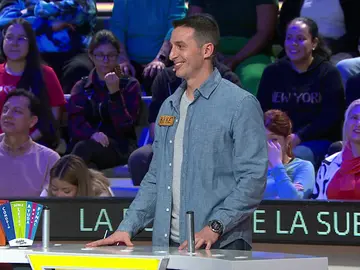 ¡Menuda suerte! Kike acierta la letra oculta a la primera y se lleva el super comodín ¡Menuda suerte! Kike acierta la letra oculta a la primera y se lleva el super comodín