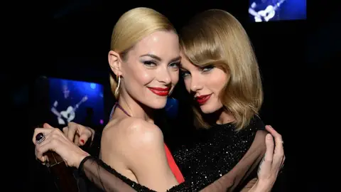 Jaime King y Taylor Swift Jaime King y Taylor Swift