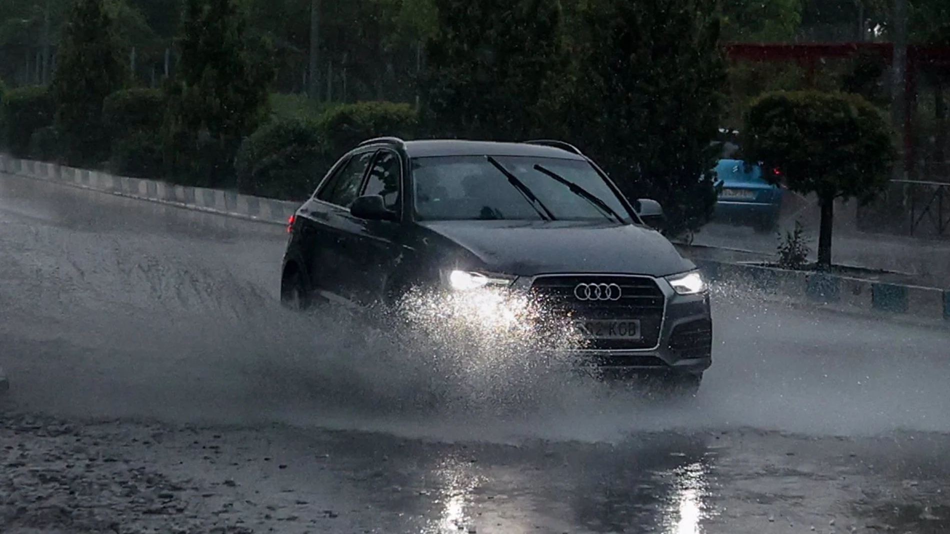 Reabre en su totalidad el ramal de la M-30 con la M-40 hacia la A-6 cortado durante horas por la crecida del Manzanares Reabre en su totalidad el ramal de la M-30 con la M-40 hacia la A-6 cortado durante horas por la crecida del Manzanares