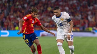 Lamine Yamal y Kylian Mbapp&eacute; en la pasada Eurocopa