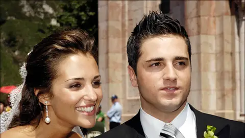 Paula Echevarría y David Bustamante en su boda en 2006 Paula Echevarría y David Bustamante en su boda en 2006