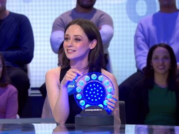&iexcl;Qu&eacute; bonito canta! Elena Rivera se deja llevar por el embrujo de Isabel Pantoja en La Pisya