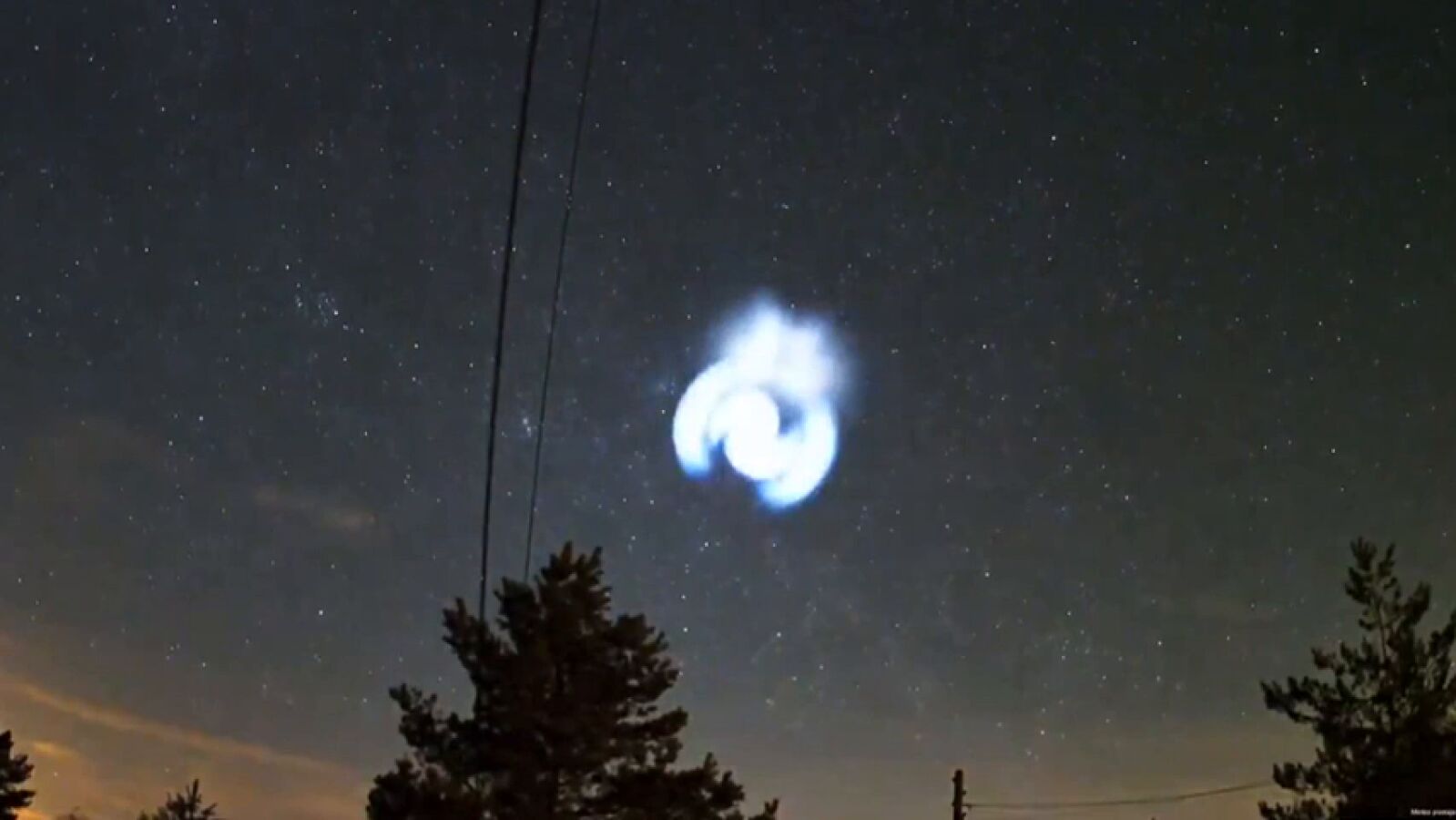 Vídeo: Una misteriosa espiral azul ilumina los cielos de toda España y media Europa