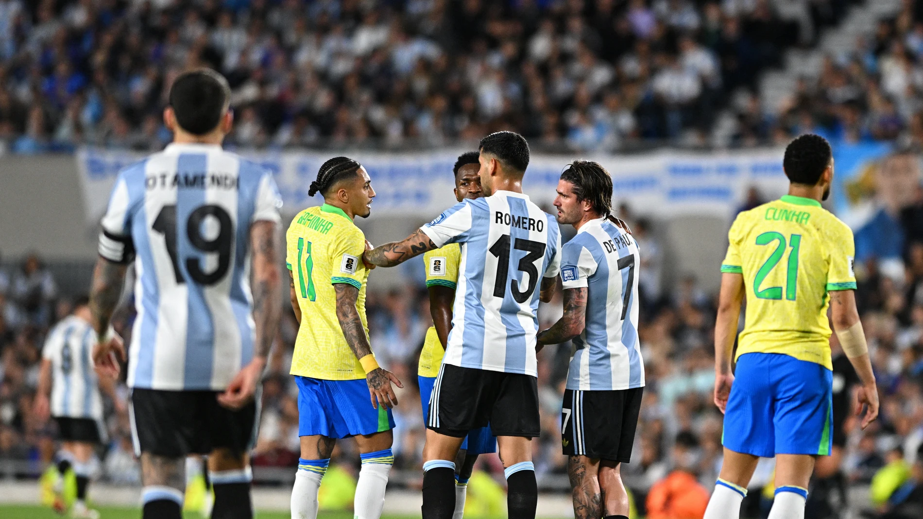 Raphinha fue el gran protagonista del Clásico sudamericano Raphinha fue el gran protagonista del Clásico sudamericano
