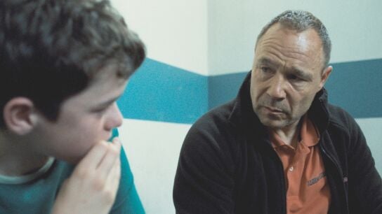 Owen Cooper como Jamie Miller y Stephen Graham como Eddie Miller en Adolescencia