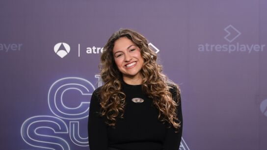 "Si no me llegan a tratar as&iacute; de bien, el primer d&iacute;a me desmayo": Esperansa Grasia confiesa c&oacute;mo ha sido su llegada a Tu cara me suena 12