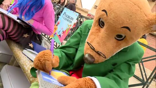 Cuatro de los escritores de literatura infantil m&aacute;s exitosos del momento mantienen un encuentro con lectores 