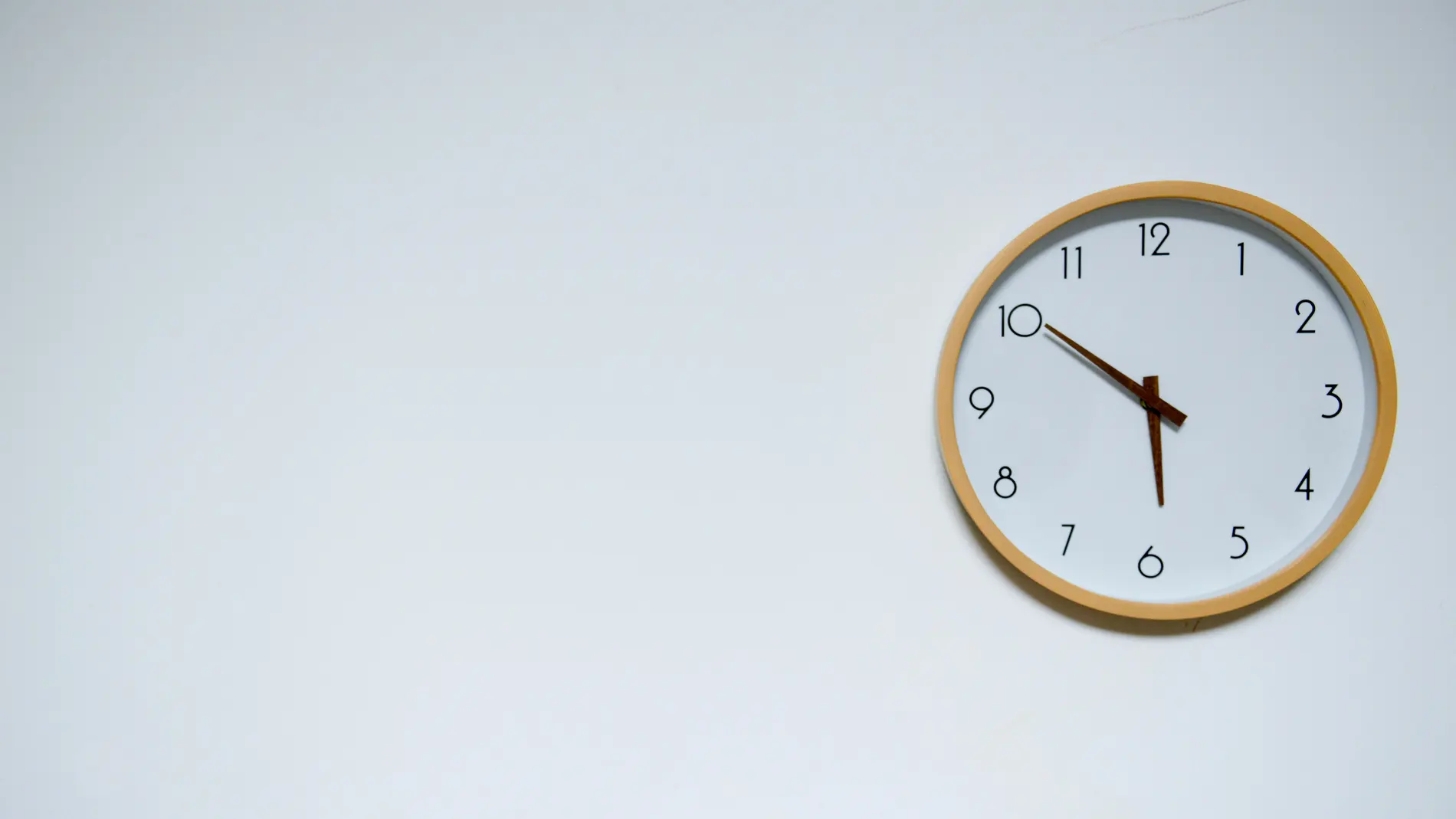 Cambio de hora 2025: este fin de semana hay que cambiar la hora, ¿sabes cuándo y si hay que atrasar o adelantar el reloj? Cambio de hora 2025: este fin de semana hay que cambiar la hora, ¿sabes cuándo y si hay que atrasar o adelantar el reloj?