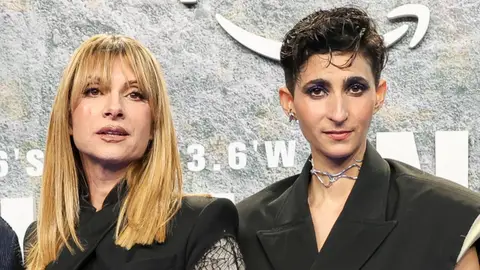 Nawja Nimri y Alba Flores Nawja Nimri y Alba Flores