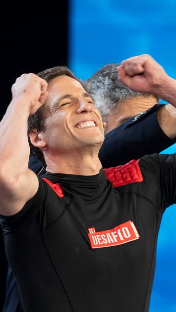 Gotzon Mantuliz gana la quinta edici&oacute;n de El Desaf&iacute;o y le dedica el premio a Roberto Leal