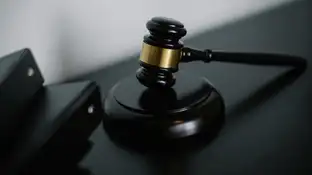 Imagen de archivo de un juicio. Imagen de archivo de un juicio.
