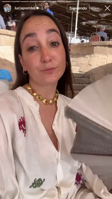 Historia de: @luciapombo Historia de: @luciapombo