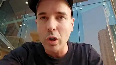 Un español atrapado por el terremoto Un español atrapado por el terremoto