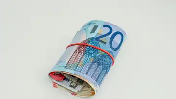 Dinero en efectivo Dinero en efectivo