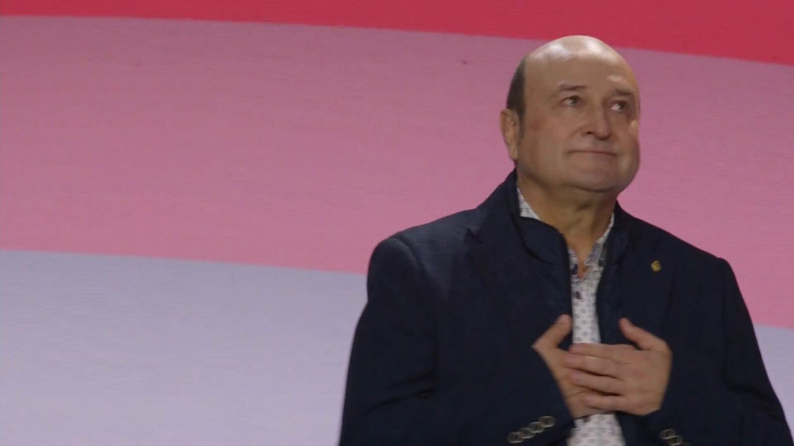 Andoni Ortuzar deja el bastón de mando del PNV después de doce años al frente del partido: 