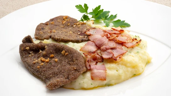 Hígado de ternera con puré de patata, de Arguiñano: "Una receta muy rica en hierro y vitaminas" Hígado de ternera con puré de patata, de Arguiñano: "Una receta muy rica en hierro y vitaminas"