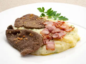 Hígado de ternera con puré de patata, de Arguiñano: "Una receta muy rica en hierro y vitaminas" Hígado de ternera con puré de patata, de Arguiñano: "Una receta muy rica en hierro y vitaminas"