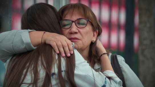 Esta noche, en Renacer: G&uuml;l&ccedil;i&ccedil;ek lo arriesga todo para salvar la mansi&oacute;n&hellip; &iquest;pero ya es demasiado tarde para su familia?