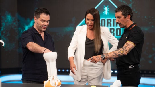 &iexcl;Alucinante! La complejidad de los SpiRobs deja sin palabras a Karla Sof&iacute;a Gasc&oacute;n