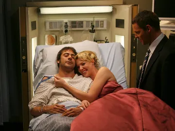 Jeffrey Dean Morgan, Katherine Heigl y Justin Chambers en Anatomía de Grey Jeffrey Dean Morgan, Katherine Heigl y Justin Chambers en Anatomía de Grey