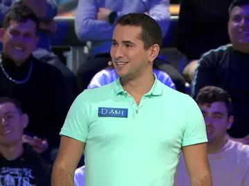 Dani prueba suerte como humorista y acaba sorprendiendo: “Has hecho gracia, al final” Dani prueba suerte como humorista y acaba sorprendiendo: “Has hecho gracia, al final”