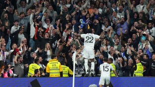 Antonio R&uuml;diger celebra su gol ante la Real Sociedad