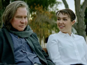 Val Kilmer y su hija Mercedes en 2020 Val Kilmer y su hija Mercedes en 2020