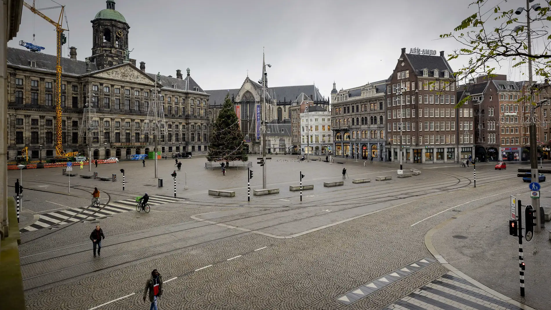 Vista general de la Plaza Dam de Ámsterdam Vista general de la Plaza Dam de Ámsterdam