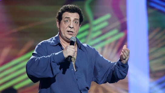 Un debut inolvidable: El pr&iacute;ncipe gitano posee a Goyo Jim&eacute;nez con 'Ob&iacute;, ob&aacute;' 
