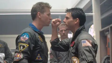 Tom Cruise y Val Kilmer en Top Gun Tom Cruise y Val Kilmer en Top Gun