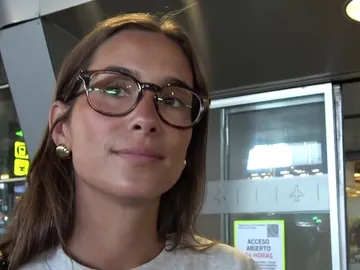 María Pombo, en el aeropuerto de Madrid María Pombo, en el aeropuerto de Madrid